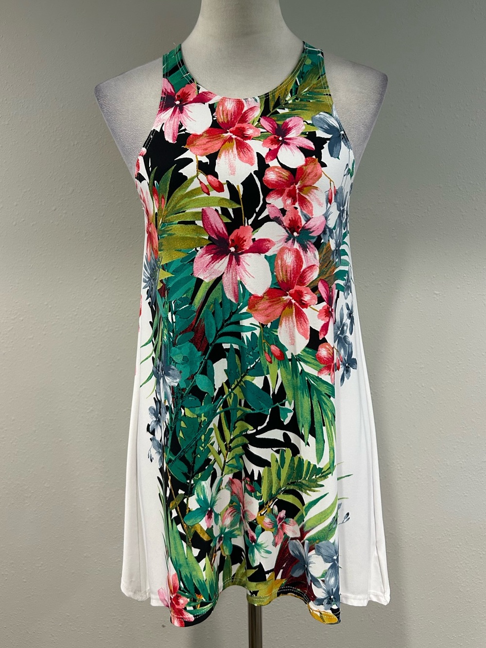 Boston Proper Tropical Floral Sleeveless a-line tank top